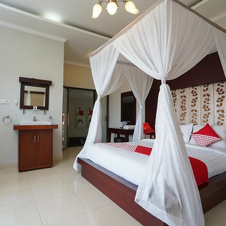 OYO 2321 Griya Shanti Homestay Ketewel Dış mekan fotoğraf
