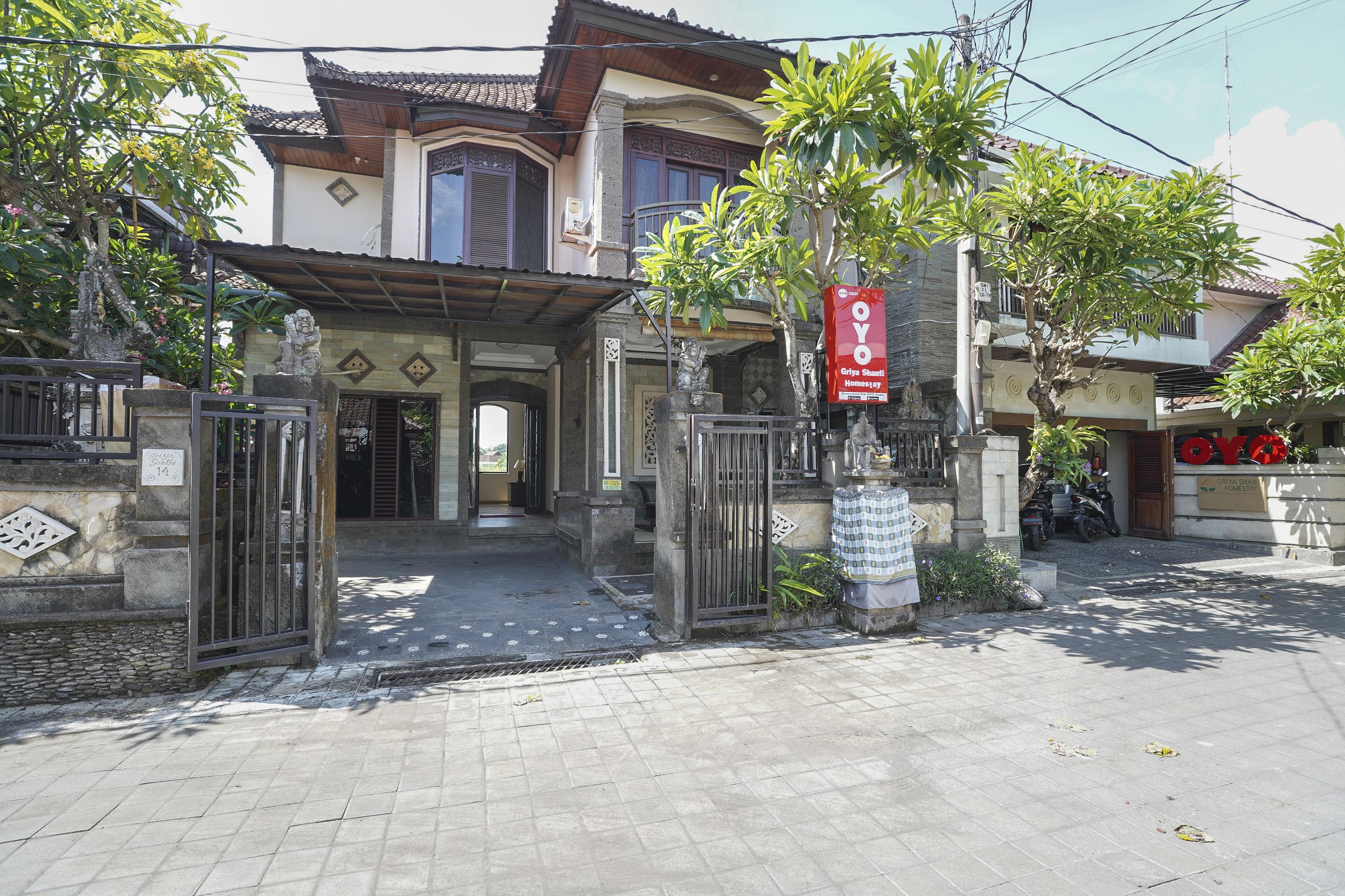 OYO 2321 Griya Shanti Homestay Ketewel Dış mekan fotoğraf