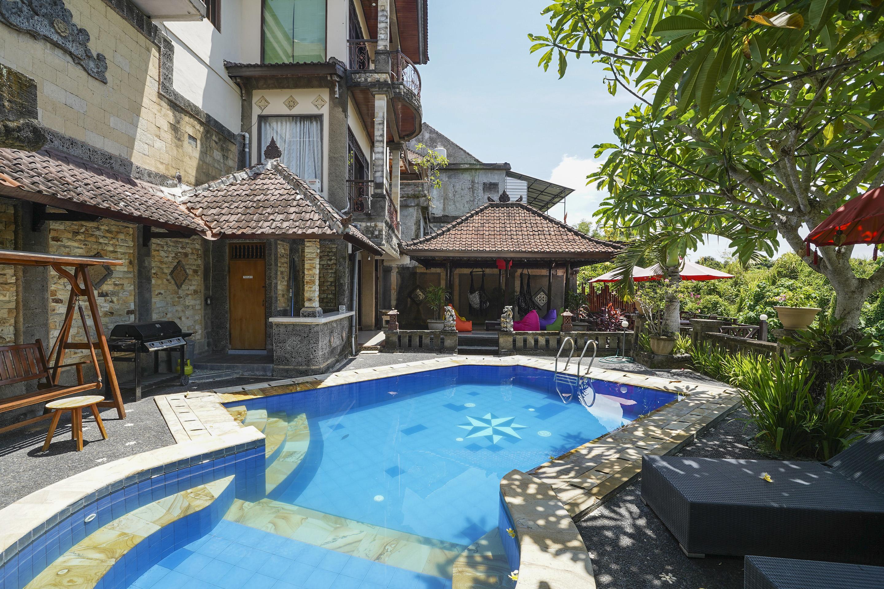 OYO 2321 Griya Shanti Homestay Ketewel Dış mekan fotoğraf